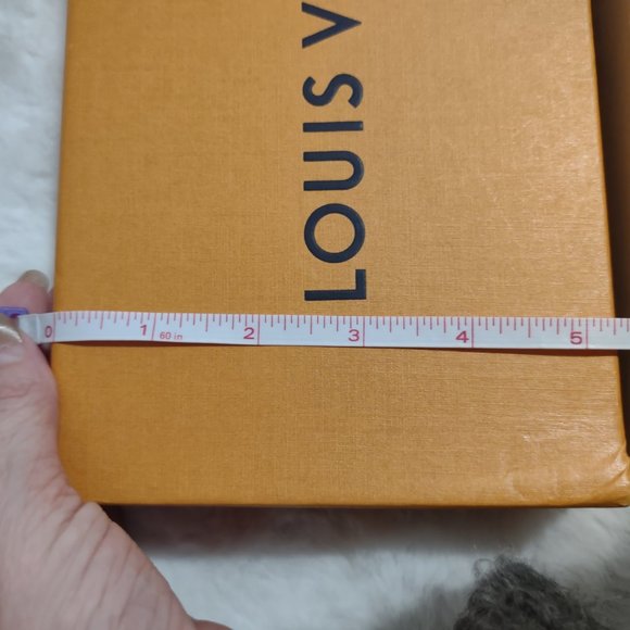 LOUIS VUITTON Gift Box/Dust Bag/Gift Tag/Ribbon Bundle - Picture 5 of 16